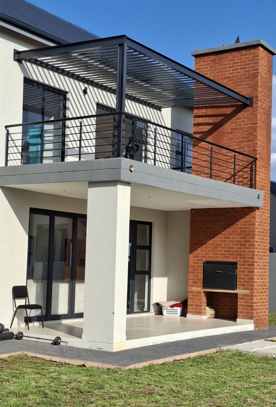 4 Bedroom Property for Sale in La Camargue Private Country Estate North West